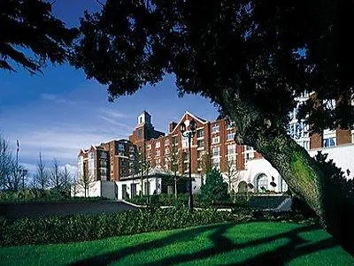 Otel Four Seasons 3*